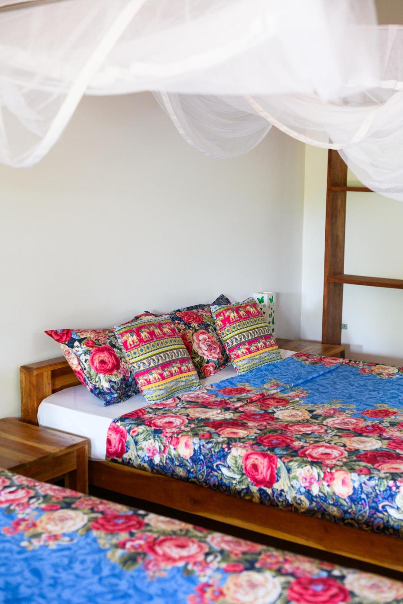 Relax Beach House แทนกาลเล ภายนอก รูปภาพ