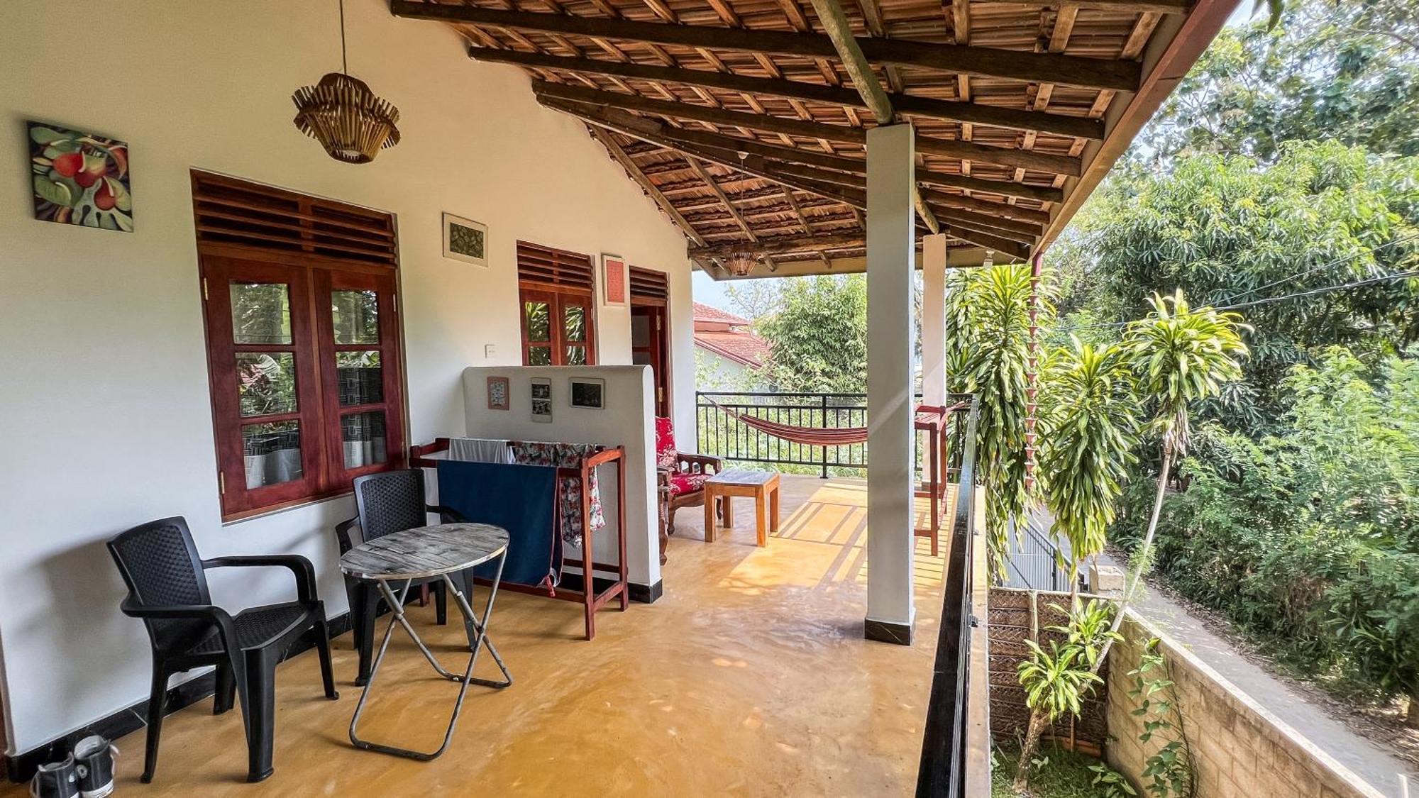 Relax Beach House แทนกาลเล ภายนอก รูปภาพ