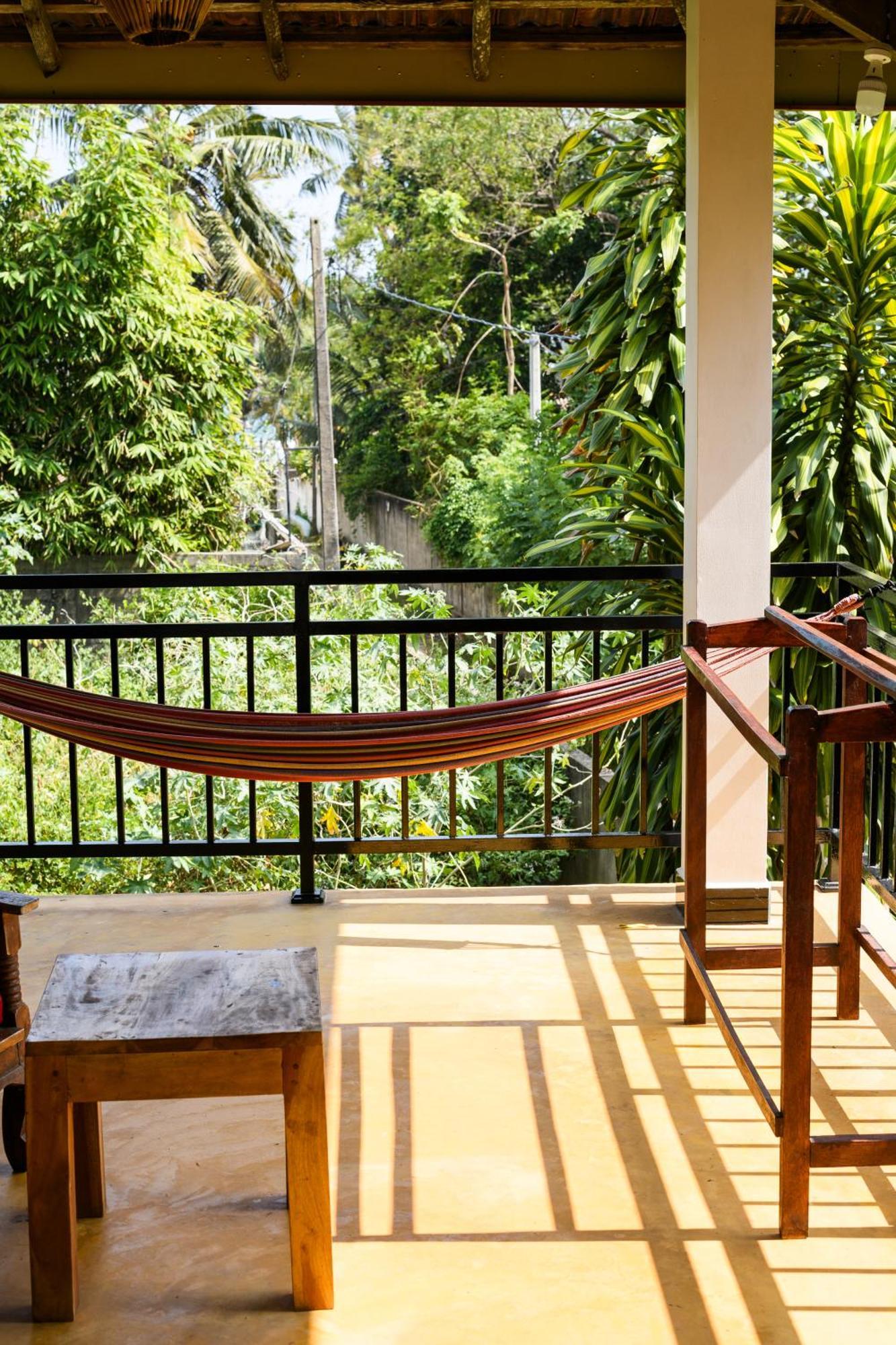 Relax Beach House แทนกาลเล ภายนอก รูปภาพ