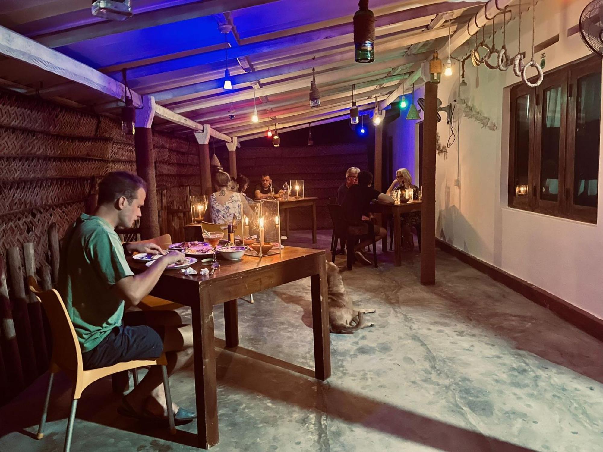 Relax Beach House แทนกาลเล ภายนอก รูปภาพ