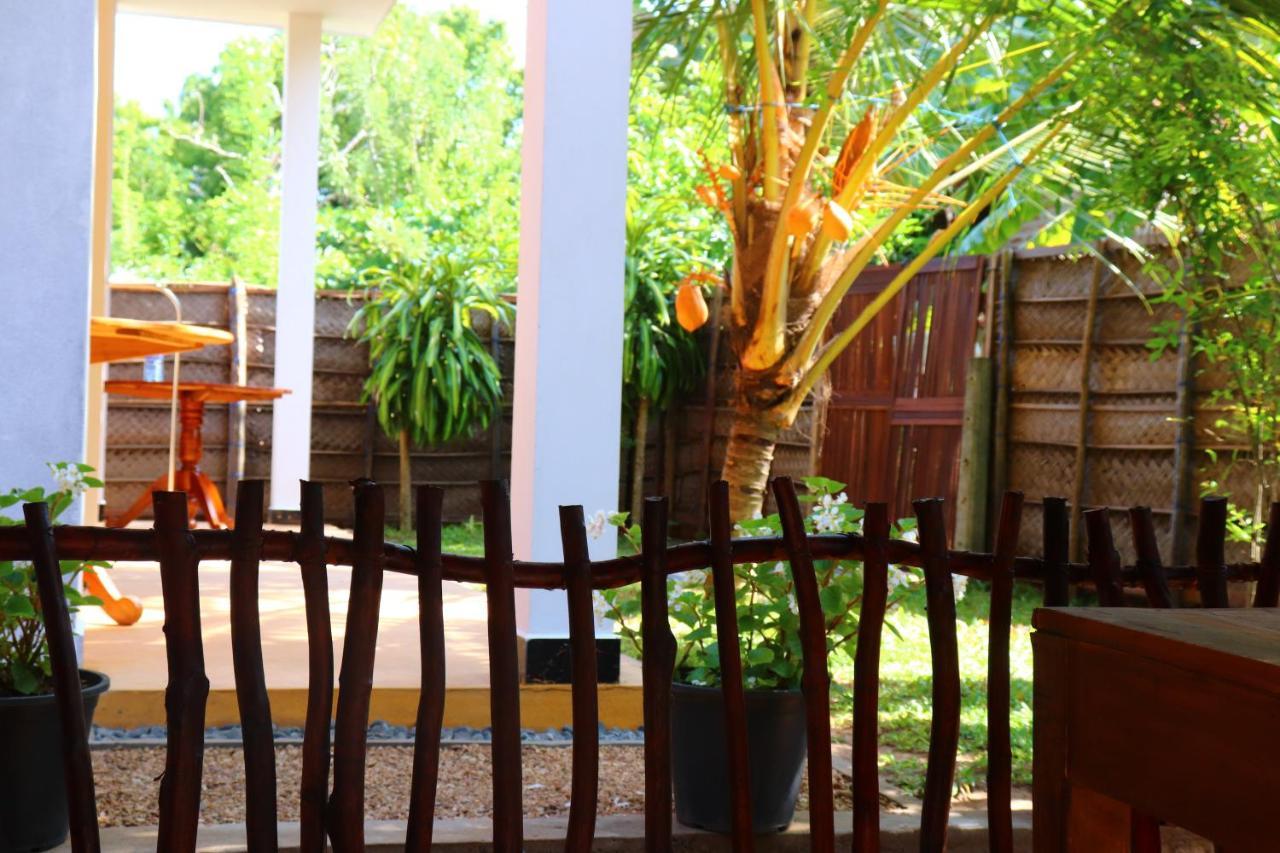 Relax Beach House แทนกาลเล ภายนอก รูปภาพ