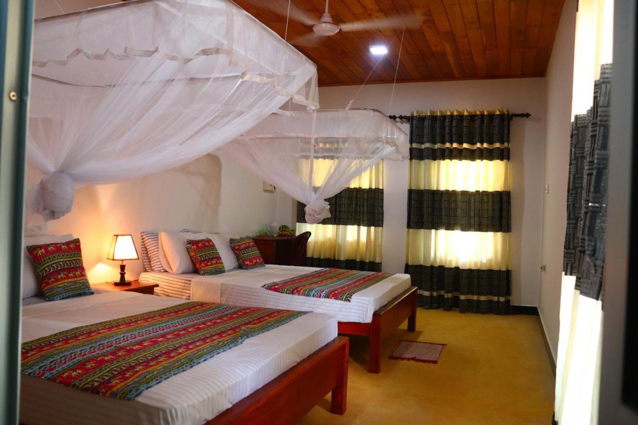 Relax Beach House แทนกาลเล ภายนอก รูปภาพ