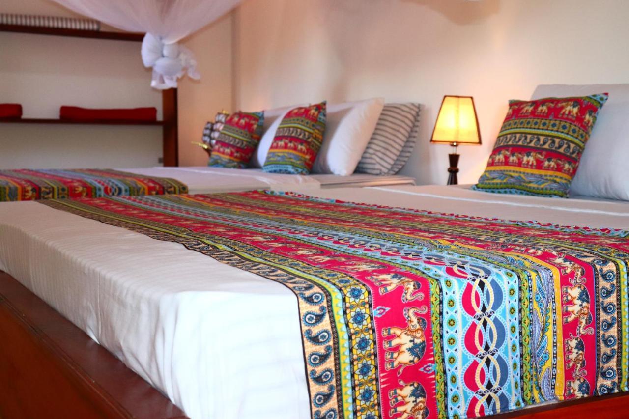 Relax Beach House แทนกาลเล ภายนอก รูปภาพ