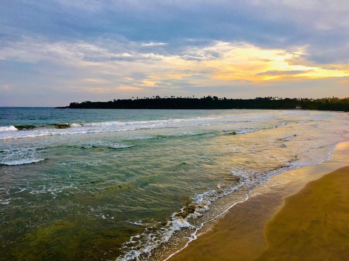 Relax Beach House แทนกาลเล ภายนอก รูปภาพ