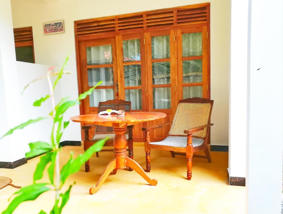 Relax Beach House แทนกาลเล ภายนอก รูปภาพ