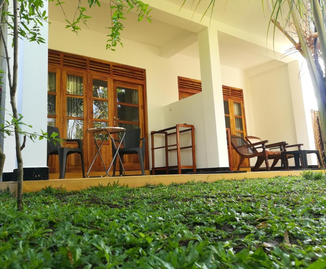 Relax Beach House แทนกาลเล ภายนอก รูปภาพ